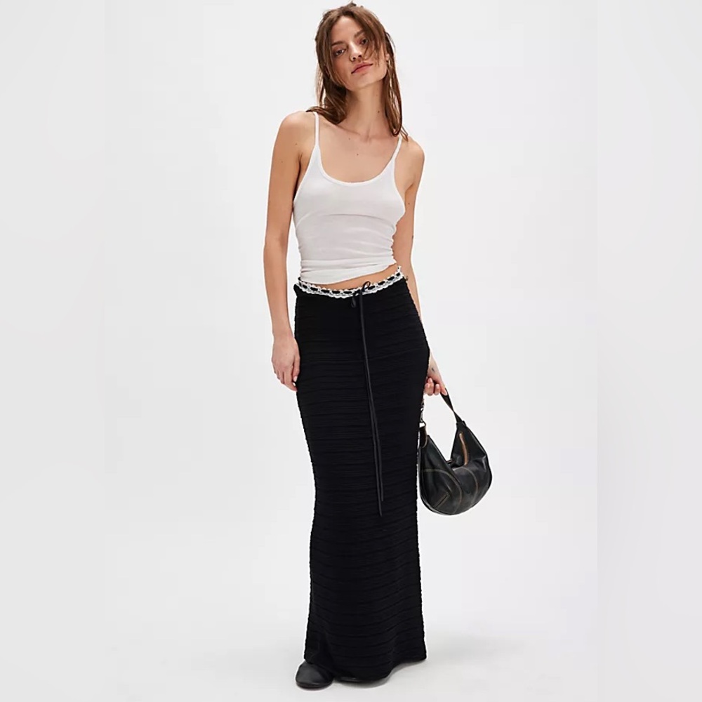 for love and lemons mayfair maxi skirt🖤